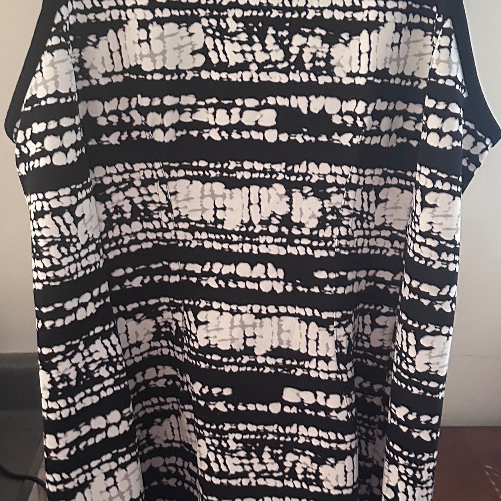 Mossimo Supply Co. Black and White Asymmetrical Dress